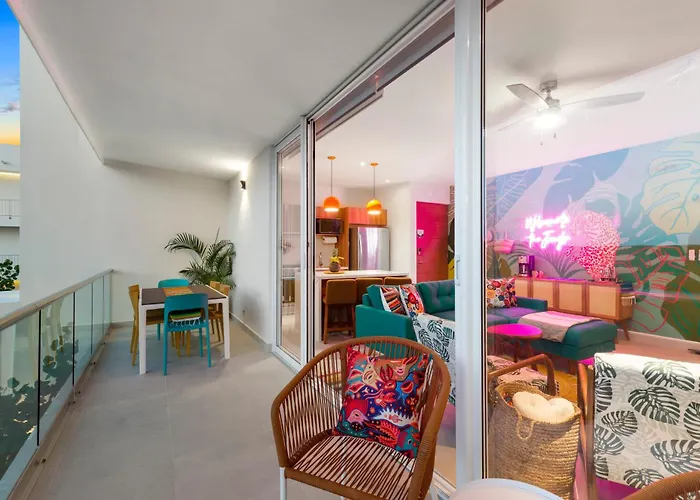 3 Bedroom Jungle Vibes In Access Rooftop Pools Сasa de vacaciones