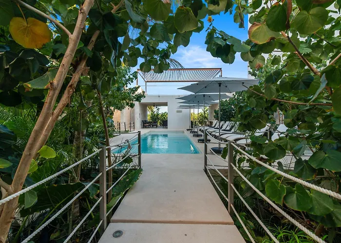 3 Bedroom Jungle Vibes In Access Rooftop Pools